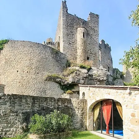 Lavilla Haute Saint-Julien-du-Serre
