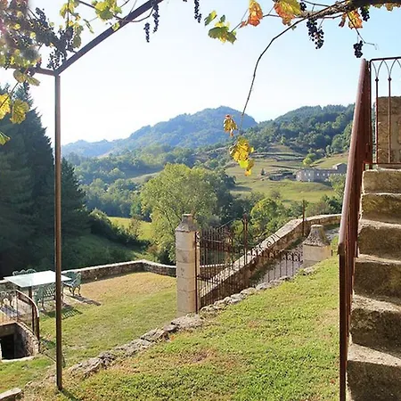 Lavilla Haute Saint-Julien-du-Serre