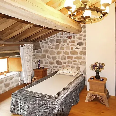 Lavilla Haute